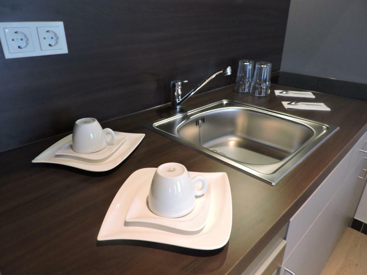 Apart-Hotel Wiesbaden Bagian luar foto