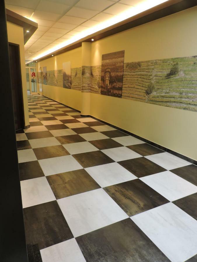 Apart-Hotel Wiesbaden Bagian luar foto